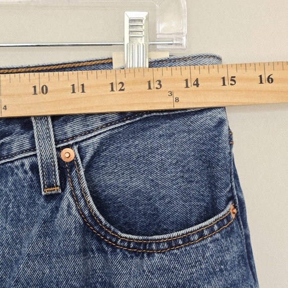 NWT Levi's Premium 501 90s Straight Jeans Blue Size 29 - Picture 6 of 7